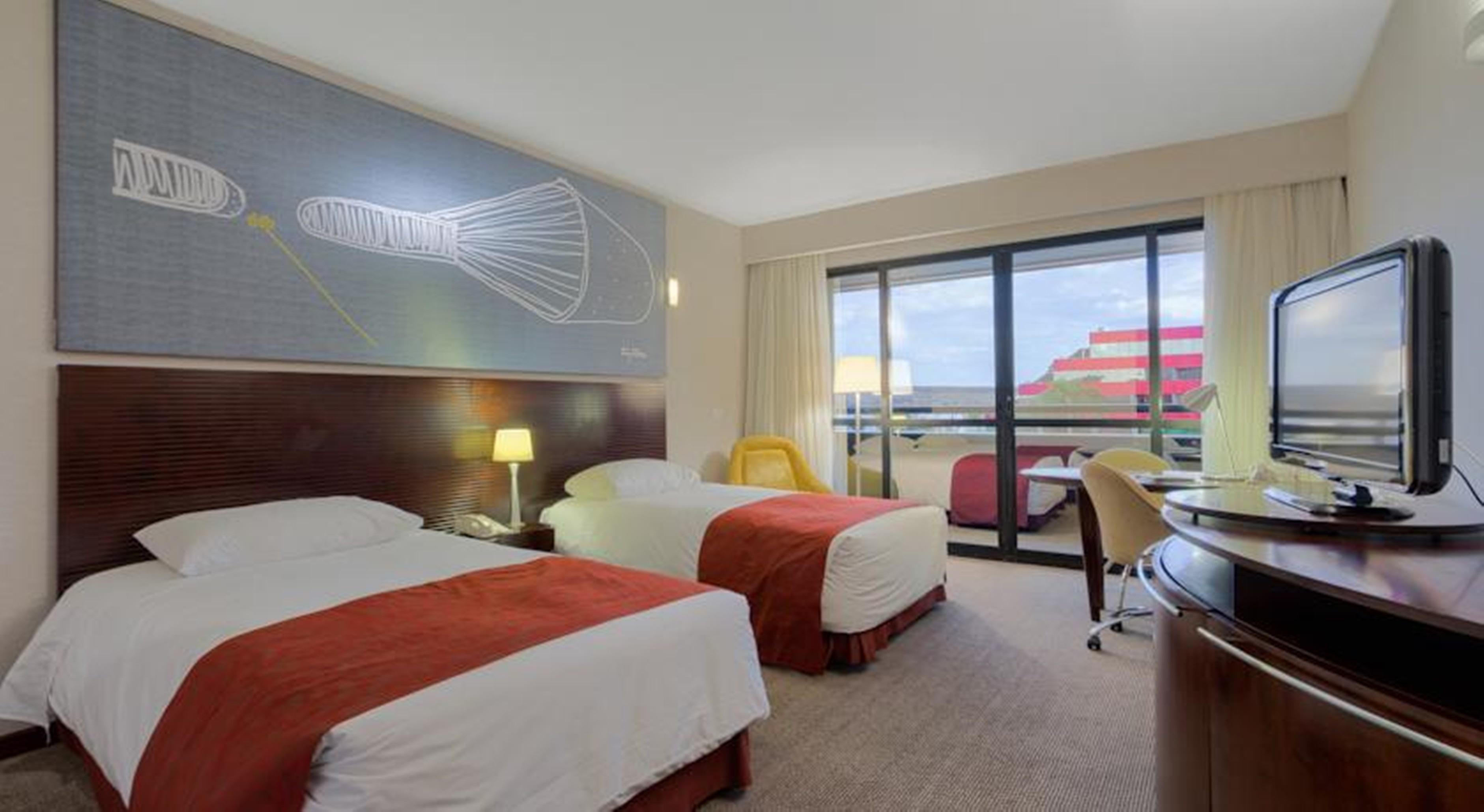 Royal Tulip Brasilia Alvorada Hotel Kültér fotó A room at the hotel
