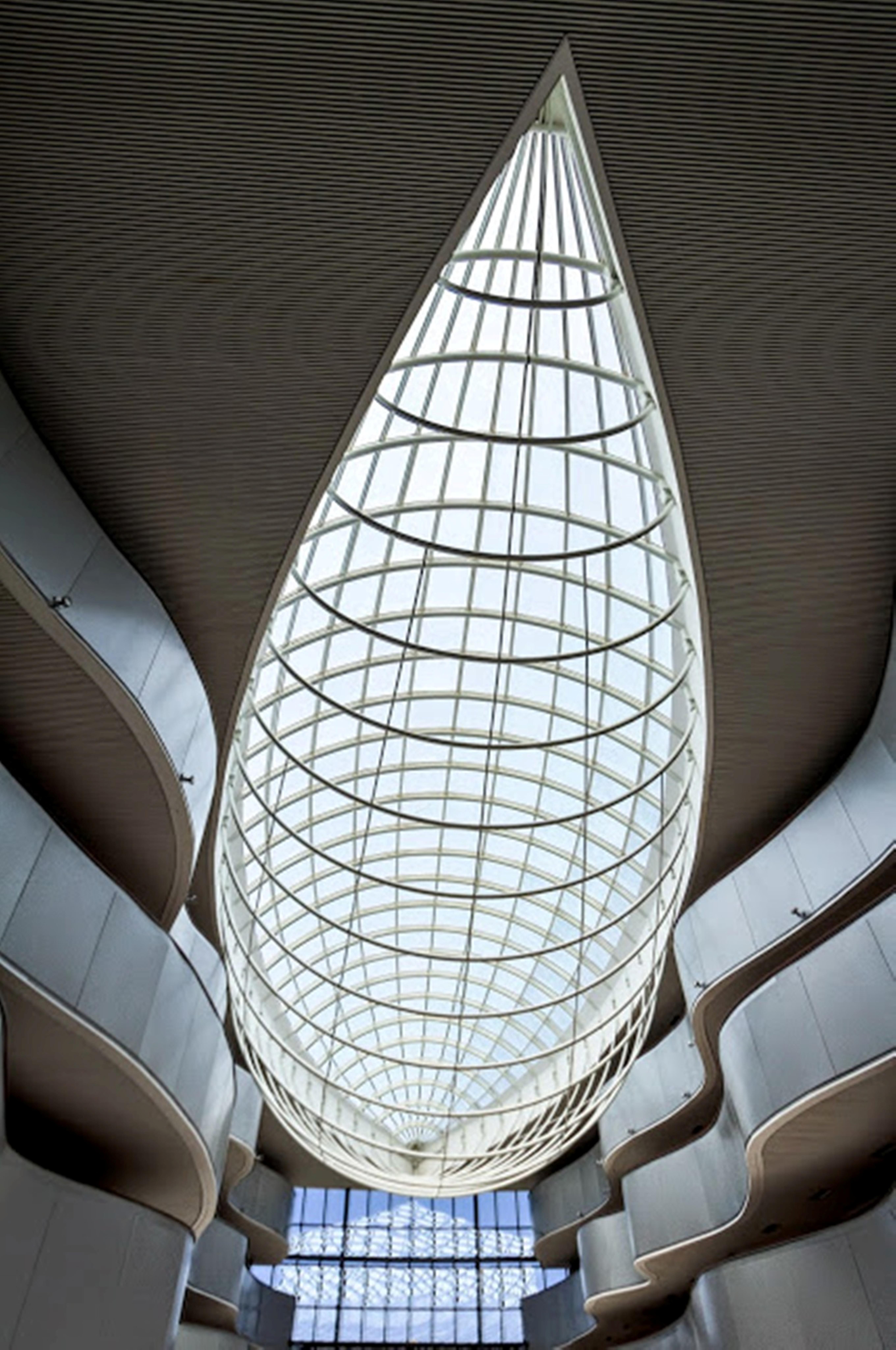Royal Tulip Brasilia Alvorada Hotel Kültér fotó The ceiling of the main atrium